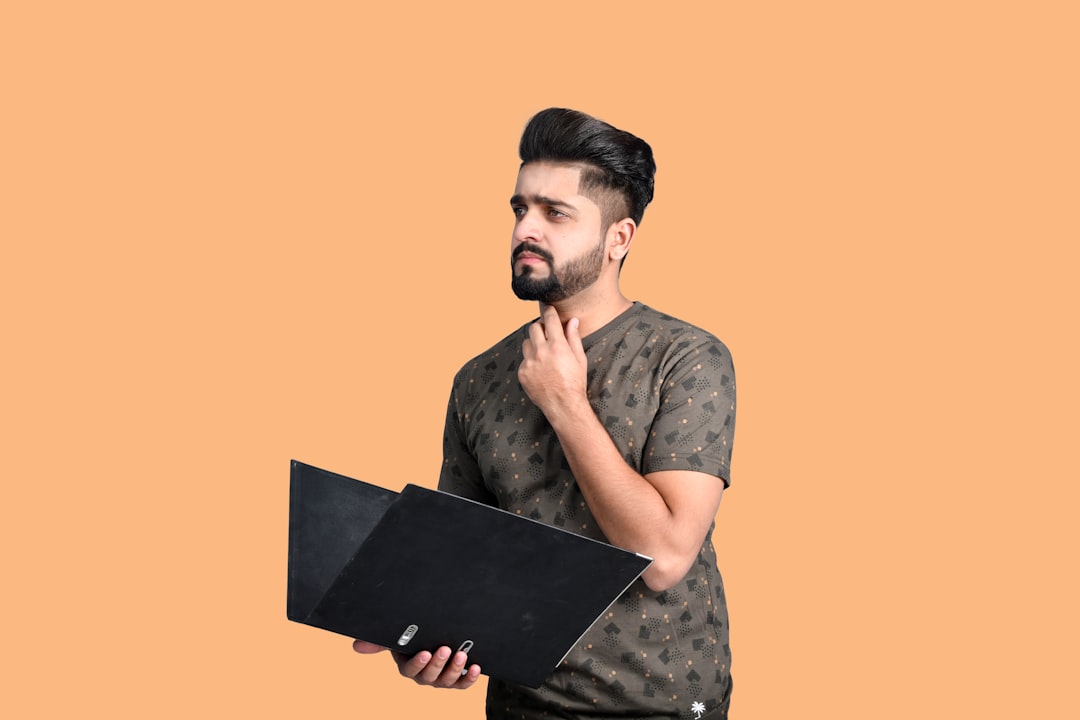 confused beginner laptop